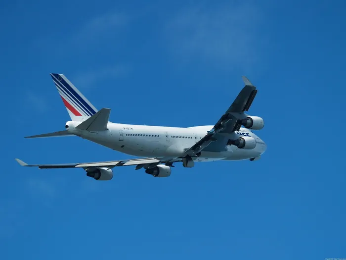 飞行中的飞机，天空，飞机，长信使，飞行，飞机飞行，机翼，b747