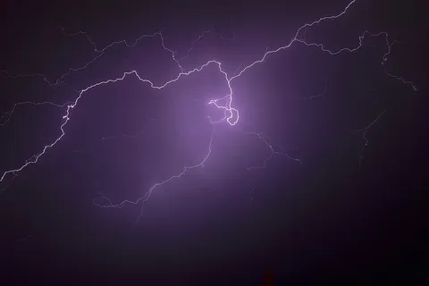照明,夜间,天空,云彩,黑暗,夜晚,闪电,光亮 照明,夜间,天空,云彩,黑暗,夜晚,闪电,光亮