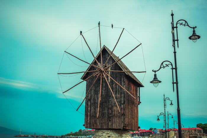 nessebar、mill、old town、sky、architecture、Build structure、low angle view、building exterior