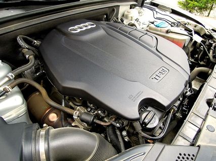 奥迪，a5，发动机，汽车，汽车品牌，人物，机器，运输方式