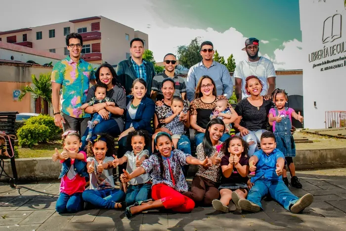 男人，女人，孩子，路，父母，家庭，幸福，女儿