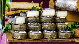 羊奶酪，山羊奶酪，奶酪，曼切戈奶酪，食品，小吃，美食，健康