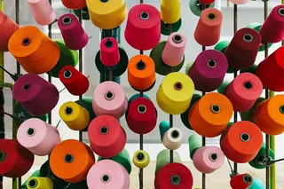 彩色大线轴缝纫