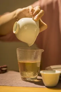 杯子,咖啡杯,陶器,茶碟,酒精,啤酒,饮料,饮料 杯子,咖啡杯,陶器,茶碟,酒精,啤酒,饮料,饮料