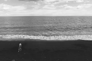 海滩，黑白，云，自然，海洋，户外，人，沙子