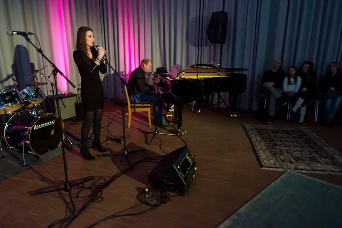 音乐，歌手，发生，音乐会，乐队，弗雷德里克·范·登·阿克克，扬·威廉·范·登·菲尔德，表演