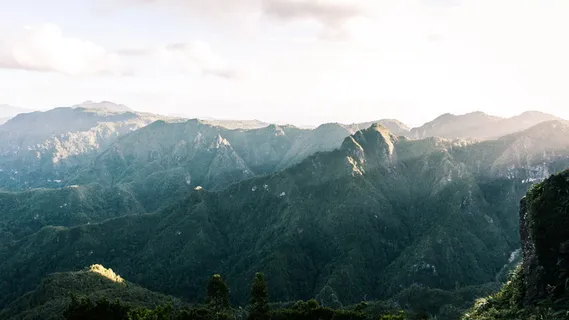 绿色山脉景观摄影 绿色山脉景观摄影