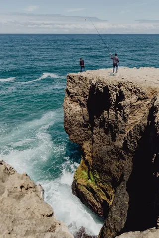葡萄牙阿莫雷拉海滩阿尔加维西海岸的悬崖