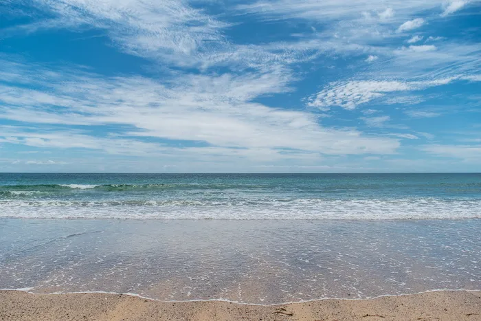 海岸，积雨云，海滩，波浪，沙子，海，海洋，天空