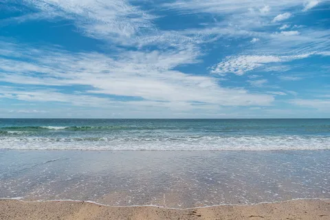 海岸,积雨云,海滩,波浪,沙子,海,海洋,天空 海岸,积雨云,海滩,波浪,沙子,海,海洋,天空