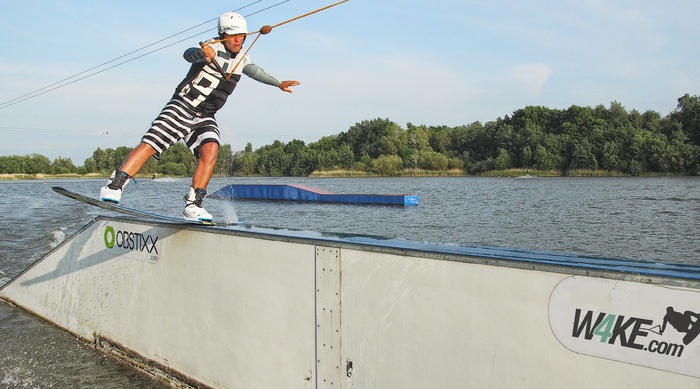 wakeboard，w4ke，wake，water，lake，cable，单人，全长