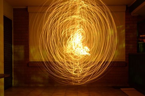 火球，光，球体，火球，高温，室内，黄色