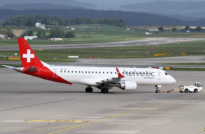 飞机、着陆、机场、旅行、机器、苏黎世、flyer、瑞士