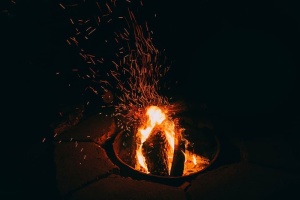 篝火，燃烧，静止，火，营地，火焰，岩石，石头