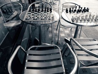 街道，桌子，排，椅子，黑白，棋子，棋盘，空