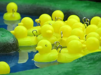 hook-a-duck，funfair，yellow，duck，plastic，嘉年华，prize，fair
