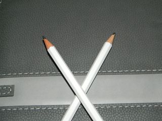 铅笔，学校，笔记本，办公室，交通，没有人，金属