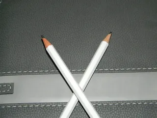 铅笔，学校，笔记本，办公室，交通，没有人，金属