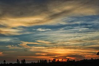 印度，戈宾普尔，balurghat火车站，balurghat，佳能t5i，乡村，天空，太阳