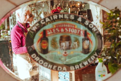 爱尔兰，斯特兰德菲尔德，邓多克，啤酒，烈性啤酒，鲜花，标志，人