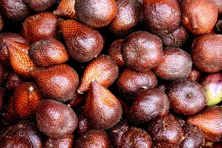 沙拉、蛇果、蛇皮水果、萨拉卡沙拉、棕色水果、奇异水果、食品和饮料、食品