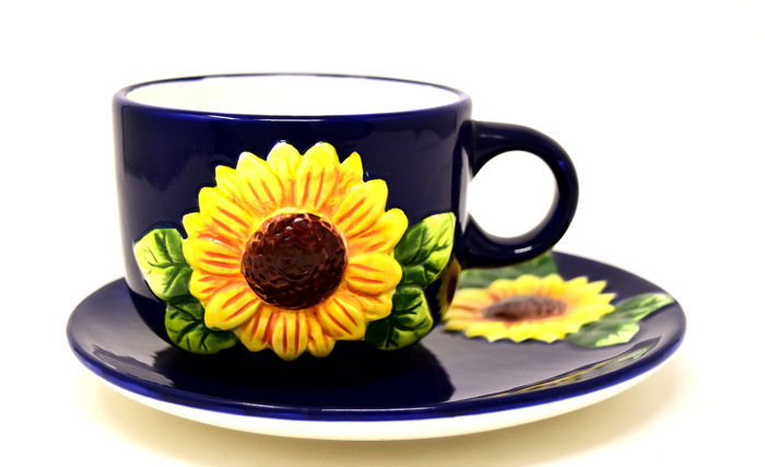 蓝色、黄色、花卉、陶瓷、茶杯、茶碟、白色、表面
