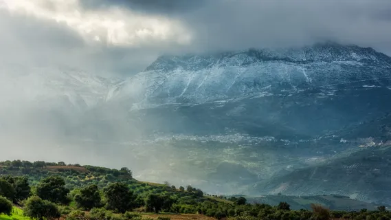 阴天山上的风景 阴天山上的风景