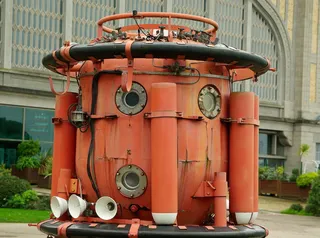 诺曼底、瑟堡、潜艇、探险、深渊、建筑外观、白天、建筑