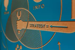 蓝色背景上的设计师工作流程图