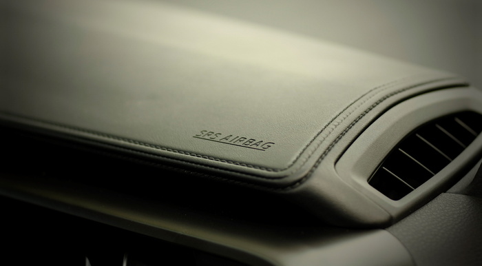 丰田c-hr、混合动力、汽车内饰、技术、室内、通信、商业、特写