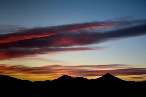 山,高地,风景,黑暗,云,天空,日落,剪影,山谷 山,高地,风景,黑暗,云,天空,日落,剪影,山谷