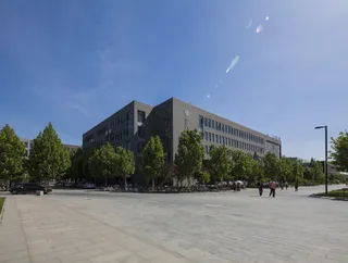 石家庄国立*师范大学校园，建筑外观，建筑，建筑结构，天空，树木