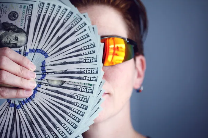 招聘、财务规划、货币、金融、银行、人员、企业、经济学家