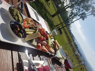 澳大利亚，卡耶纳，果阿提山葡萄酒，葡萄，橄榄，奶酪，景观，葡萄酒