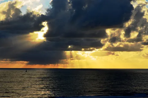 太阳,光,天空,风景,日落,好看,倒影在水上,大海 太阳,光,天空,风景,日落,好看,倒影在水上,大海