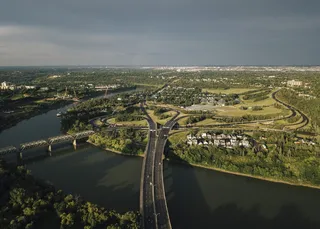 连接两个岛屿的桥梁
