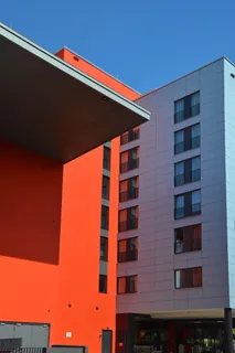 建筑，摩天大楼，塔楼，玻璃，镜像，云，天空