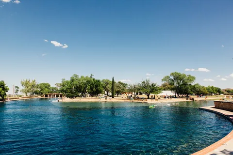 巴尔摩利亚, 美国, 游泳, 娱乐, 假期, 暑假, 没有人, 文本准备好了