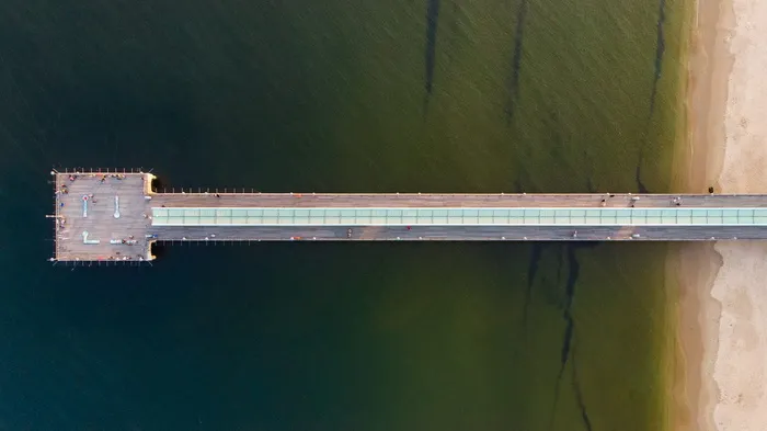 英国，伯恩茅斯，博斯科姆贝长廊，水，海，海岸，海滩，高地