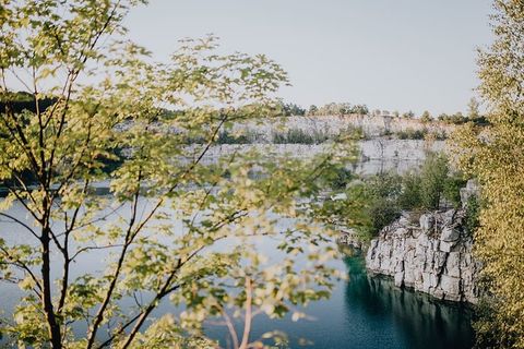 Zakrzówek水库,这座古老的石灰岩采石场被洪水淹没 Zakrzówek水库,这座古老的石灰岩采石场被洪水淹没