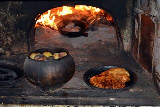 狂欢节，烤箱，火，炉子，食品和饮料，食品，健康饮食，木材