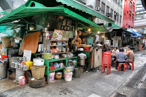 建筑、城市、建筑外观、建筑结构、市场、街道、市场摊位、女性 建筑、城市、建筑外观、建筑结构、市场、街道、市场摊位、女性