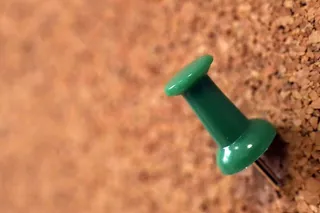 绿色，纸别针，选择性，聚焦照片，绘图别针，钉板，选择性，办公室