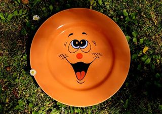 盘子，餐具，笑脸，可爱，瓷器，五颜六色，颜色，吃