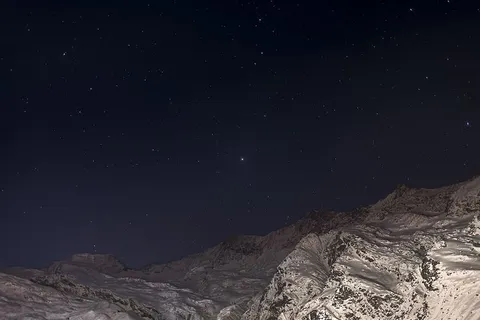 黑天雪山 黑天雪山