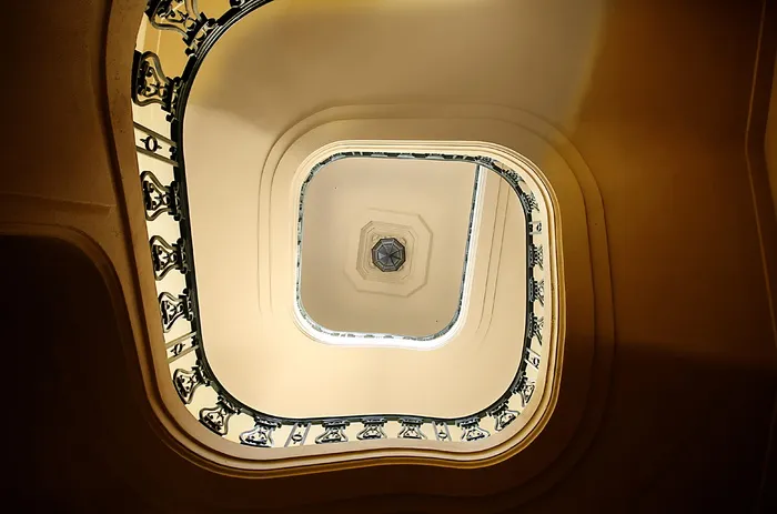 黑色熟铁栅栏