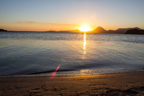 池塘、太阳、风景、水、日落、天空、自然之美、海滩