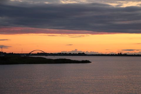 云，天空，鸟，风景，蓝色，云的形状，自然，聚光灯