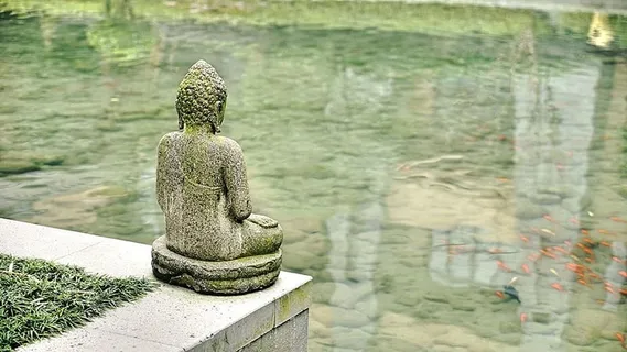 灰色佛像,中国,佛像,宗教,神,雕塑,水,艺术和工艺 灰色佛像,中国,佛像,宗教,神,雕塑,水,艺术和工艺