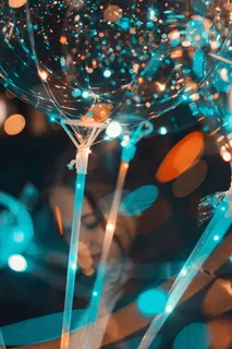 五彩灯散景的特写摄影